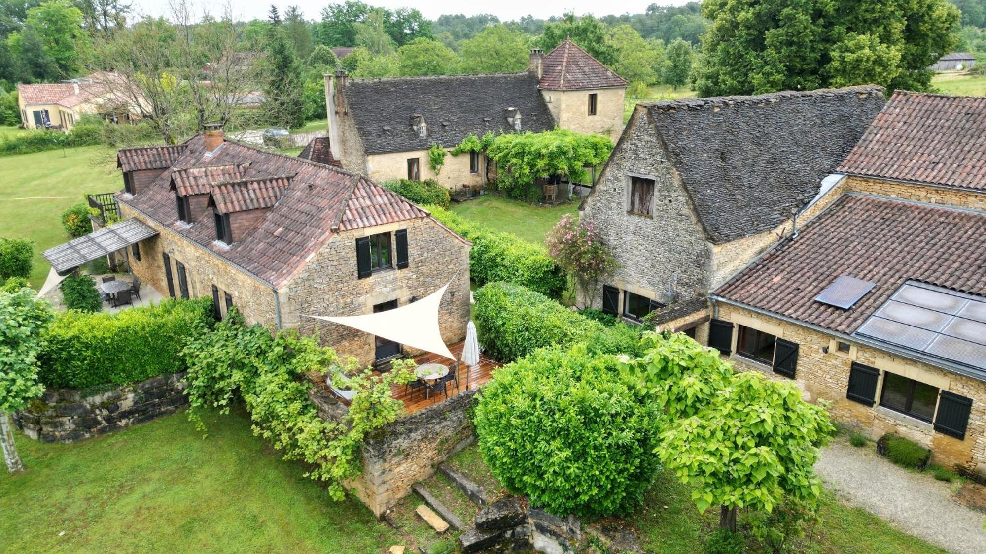 Gites La Source Le Calet Luaran gambar